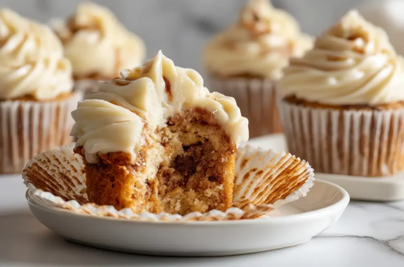 Cinnamon Roll Cupcakes with Creamy Frosting